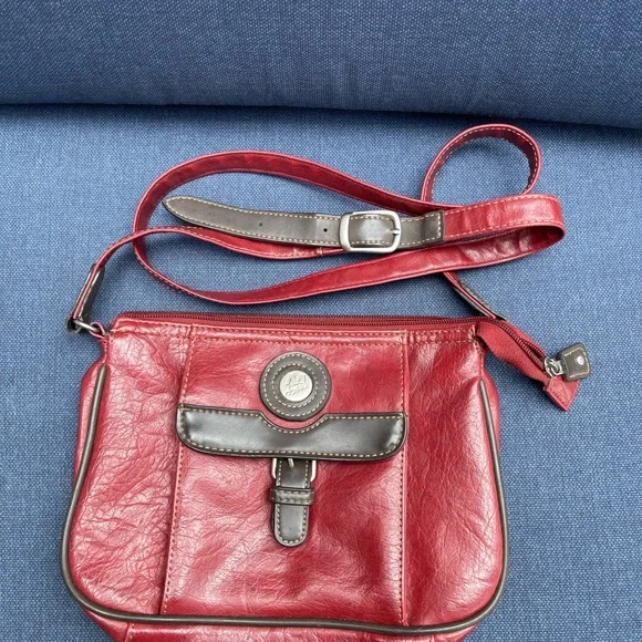 Mouflon Sacs and Bags Canada leather crossbody purse